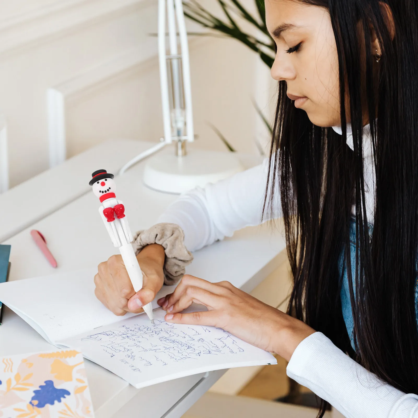 

Рождественская шариковая ручка «Боксерский робот» с кнопкой-ударником, плавное письмо, праздничные канцелярские принадлежности, забавный оригинальный подарок для подростков