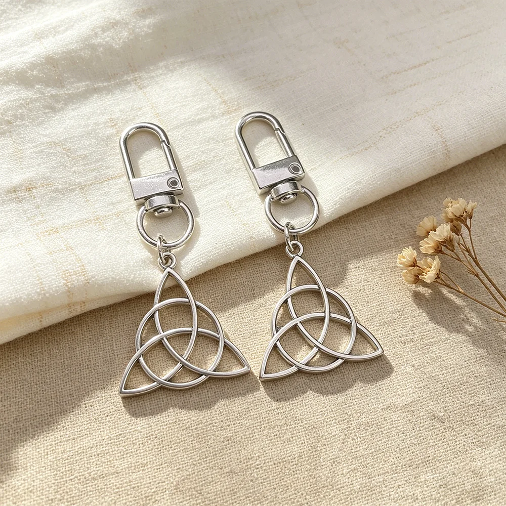 Vintage Heidnischer Dreifaltigkeitsknoten Schlüsselanhänger, Zinklegierung Keltischer Knoten Amulett Schlüsselring, Boho Taschenanhänger, Irischer Schmuck Geschenk – Detail 4