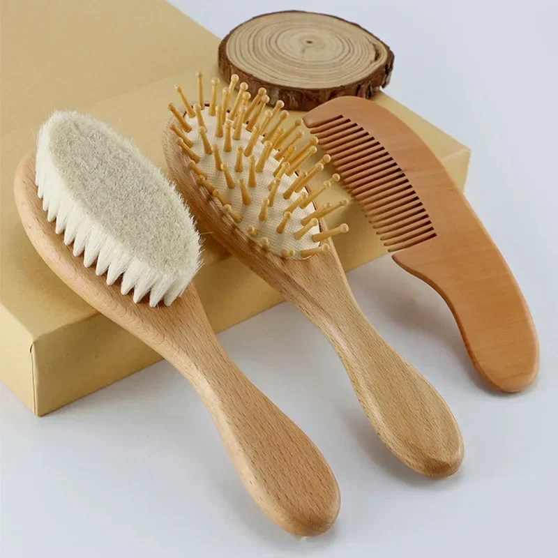 Brosse en bois pour nouveau-né, peigne en laine naturelle, masseur de tête pour bébé, brosse de bain portable pour enfants