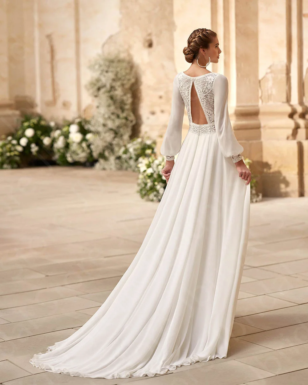 Customized Wholesale Lace Wedding Dresses White Bridal Gowns Long Sleeves Bride Dresses Side Slit V Neck Wedding Gowns Back Out