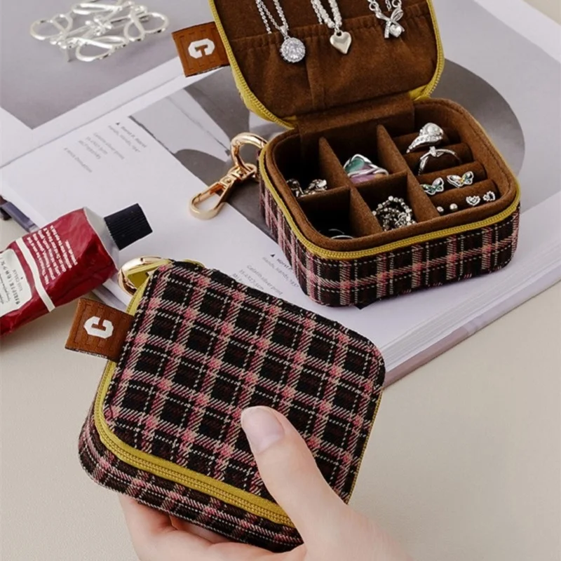 Handle Jewelry Box Good Quality Retro Storage Box Ring Holder Box Mini Plaid Jewelry Bag Portable Jewelry Box Travel Portable