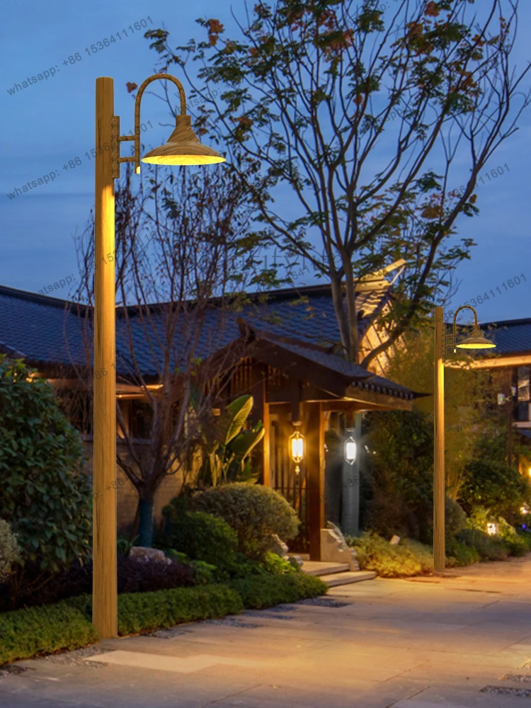 Outdoor antique high pole lamp solar waterproof garden lamp B & B scenic retro park garden lamp