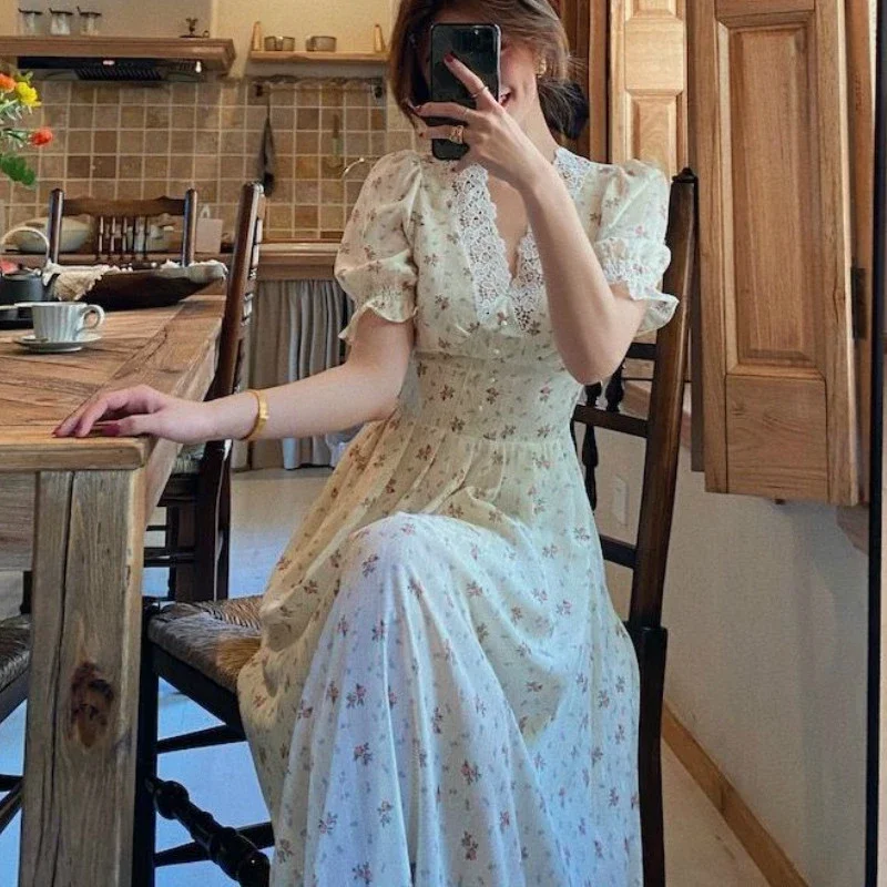 Summer Vintage Floral Dress Women Elegant Lace Chiffon Korean Party Dress Casual Puff Sleeve V Neck Midi Boho Dress 2024 New