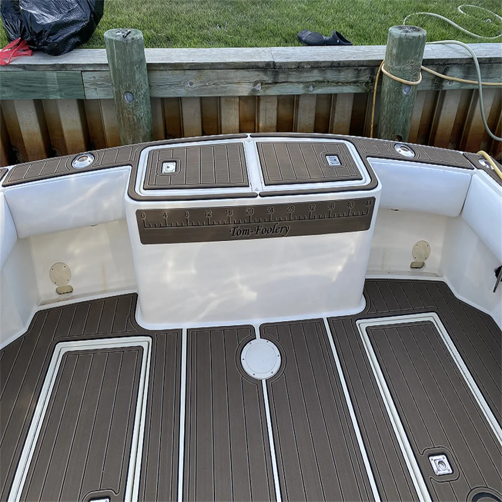 1998 Carolina Classic 28 ห้องนักบิน Pad เรือ EVA โฟม Faux Teak Deck แผ่นพื้น SeaDek MarineMat Gatorstep สไตล์ Self กาว