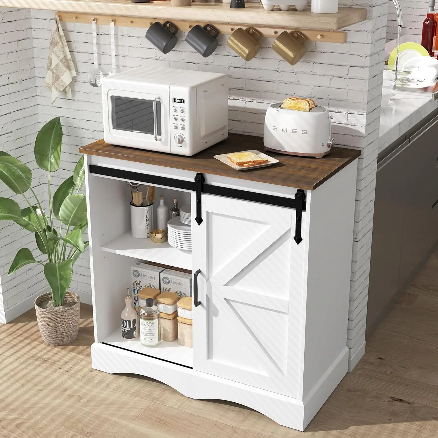 خزانة بار القهوة في المزرعة، بوفيه أبيض مع باب الحظيرة المنزلق، رف قابل للتعديل لخزانة المطبخ مقاس 31.5 بوصة، أبيض وبني #4