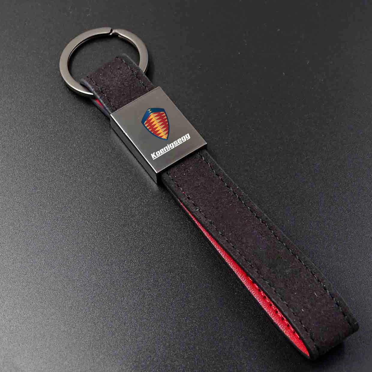 For Alcantara Leather Key Chain Italy Flag Car Embroidery Keyring For Koenigsegg Agera RS Agera R Quant One:1 Jesko CCXR CCX CCR