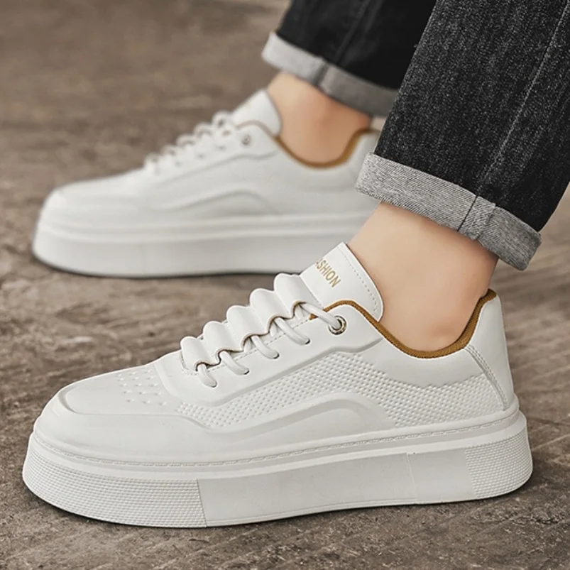 

Fashionable Men's Sports Shoes Breathable Thick Bottom White Sneakers Comfortable Autumn Season Korean Style round Toe Shoes