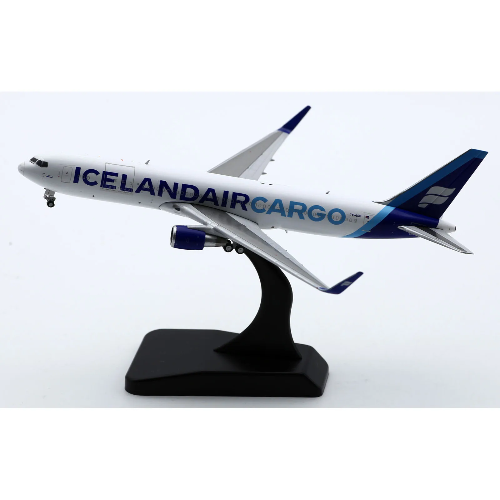 XX40172 Alloy Collectible Plane Gift JC Wings 1:400 Icelandair Cargo Boeing B767-300ER Diecast Aircraft Model TF-ISP With Stand