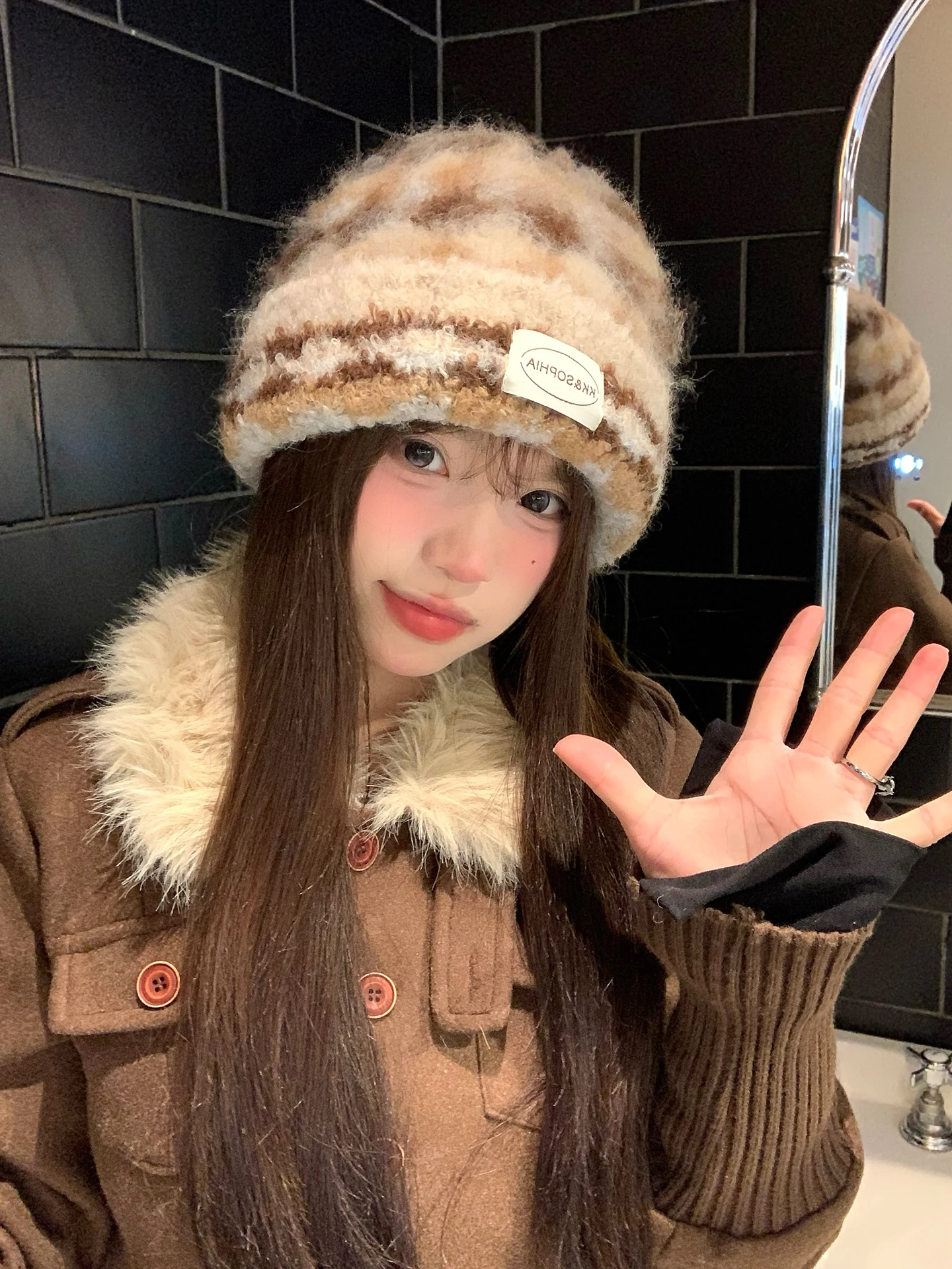 Women's Gradient Faux Fur Knitted Hat Winter Warm Ear Protection Fashionable All-Match Non-Adjustable Foldable round Top