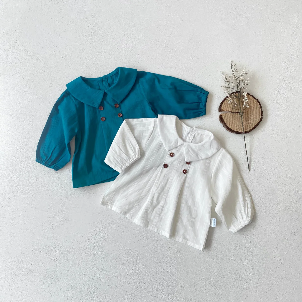 

2025 Spring New Baby Girl Long Sleeve Shirts Cotton Infant Loose Casual Tops Sweet Girls Large Lapel Blouse Toddler Clothes