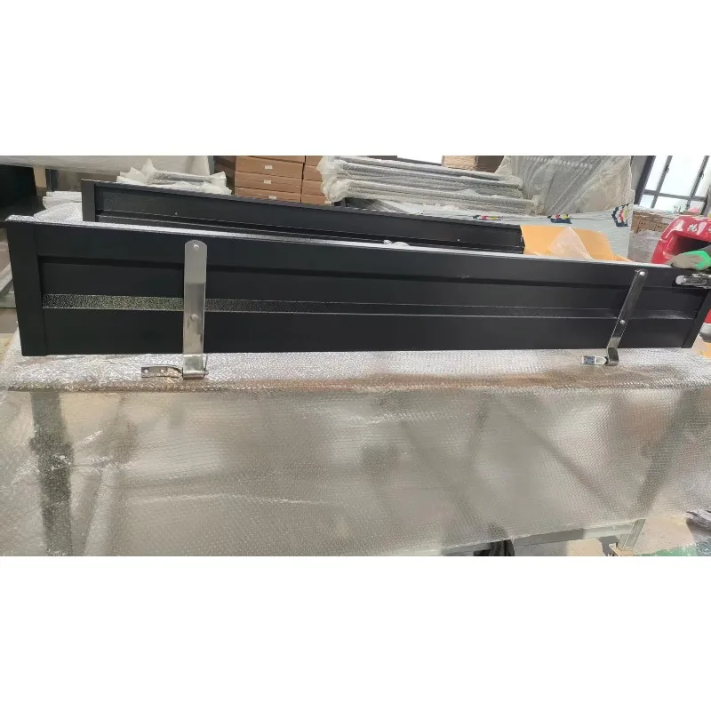 Customizable Body Protection Barriers for Pickup Toolbox Product Types