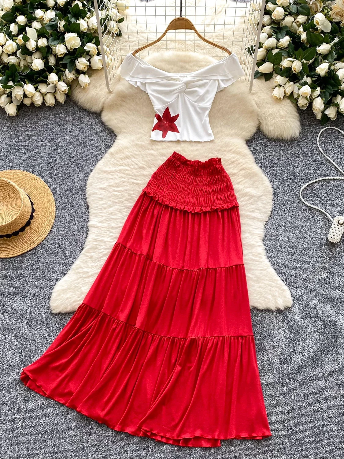 

Summer Fashion Set for Women Short Printed Shoulder Elastic Waist Long Skirt with Wooden Trim Casual Commute Style