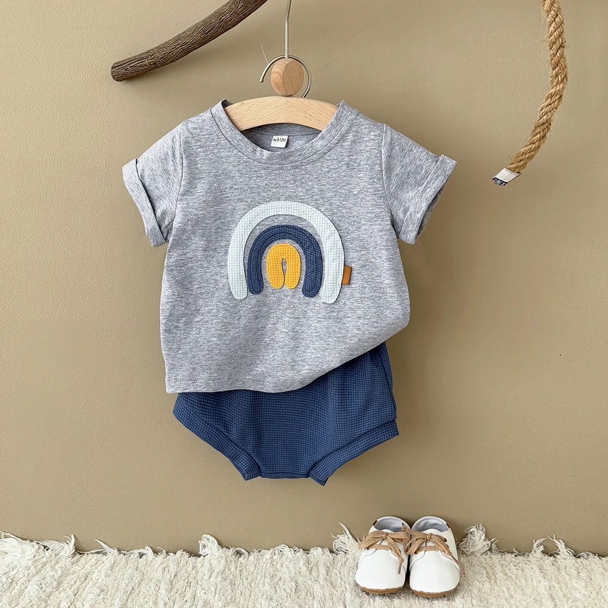 صيف 2025 6M-3Y جديد قصير الأكمام تي شيرت مجموعة لمرحلة ما قبل المدرسة الأطفال قوس قزح مطرزة لطيف الفتيان والفتيات مجموعة