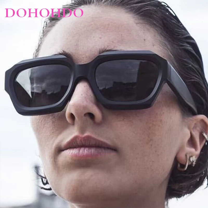 

Classic Small Frame Square Women's Sunglasses Luxury Design Vintage Men Sun Glasses Outdoor Travel Driving Shades Goggles UV400