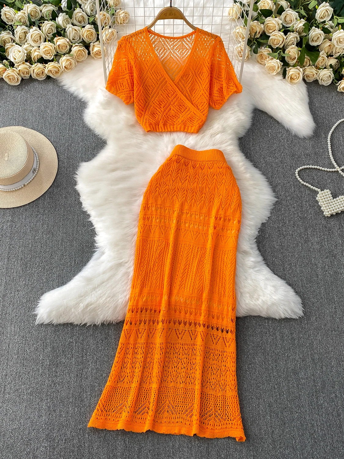 

Holiday Sle Sexy Cross V-Ne Hollow out Knitted ort Bright Tead Top High Waist Slim Fi Tail f Skirt Set
