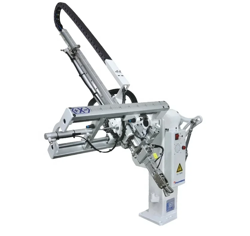 swing robot with sprue picker on plastic  molding machine