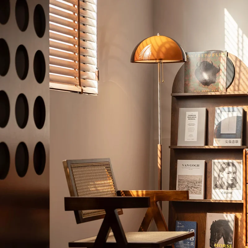 

Medieval Style Retro Coffee Color Floor Lamp Walnut Living Room Sofaside Decor Stand Lights Lighting Bedroom Foot Switch Lamps