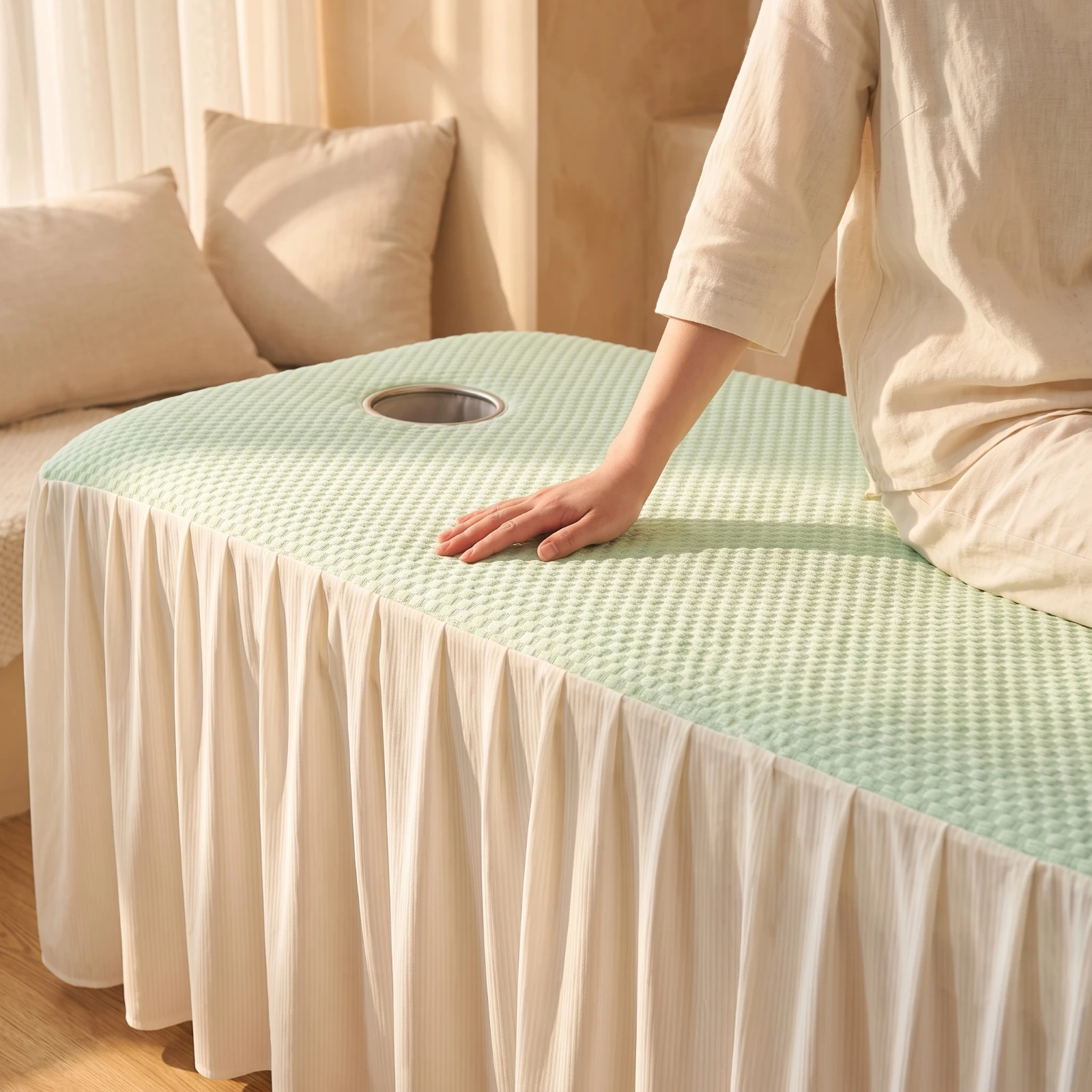 Massage Bed Cover Long-Lasting Massage Table Sheet with Face Hole Treatment Table Cover Reusable Linen Breathable - view 3