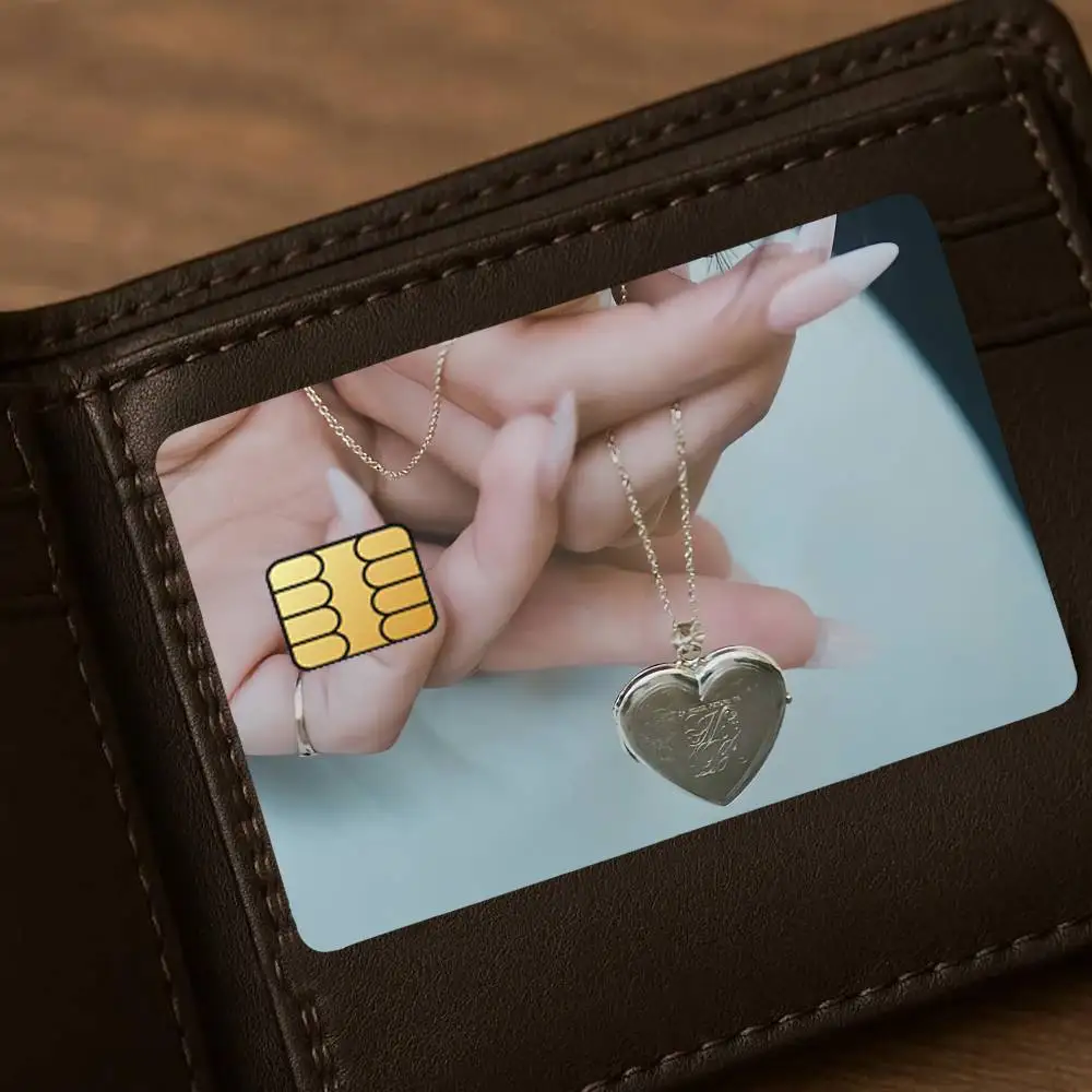 ملصقات بطاقات الائتمان Singer Madison Beer لحماية ديكور الخصم البنك 4 قطع مضادة للخدش ومقاومة للماء