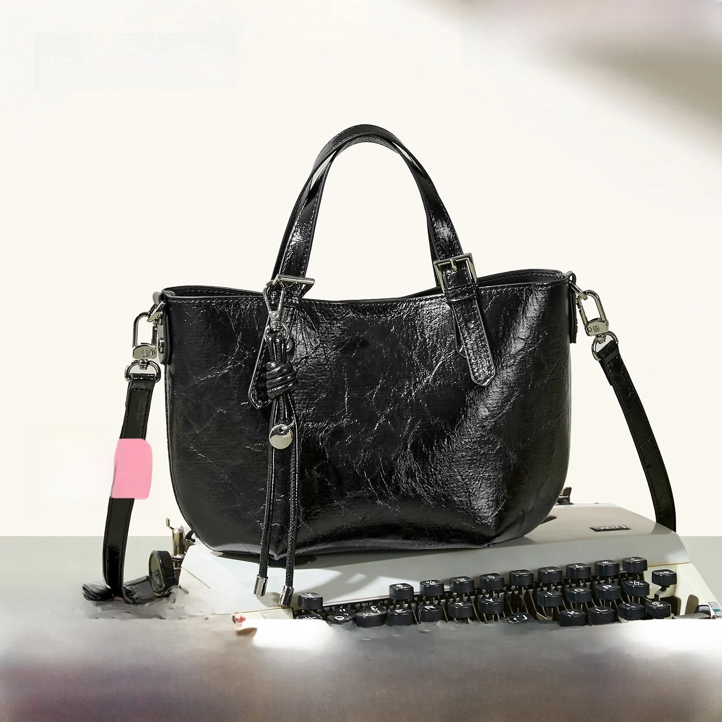 sac-a-main-pour-femme-josiny-elegant-et-polyvalent-nouveau-modele-2026-couleur-unie-sac-bandouliere-pour-les-trajets-quotidiens-decontracte-simple-en-cuir