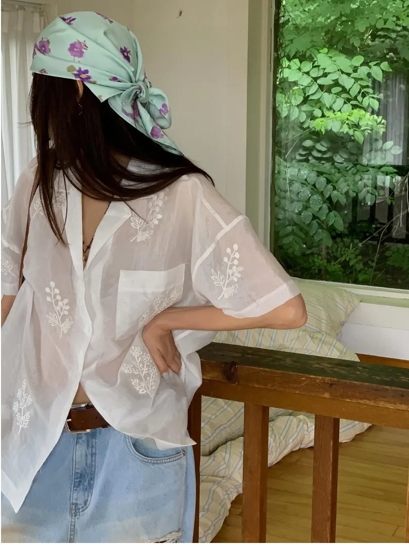 Korean Style Embroidered Loose Lightweight Short Sleeve Open Cardigan for Women Flip Collar Lazy Design Sense Shirt