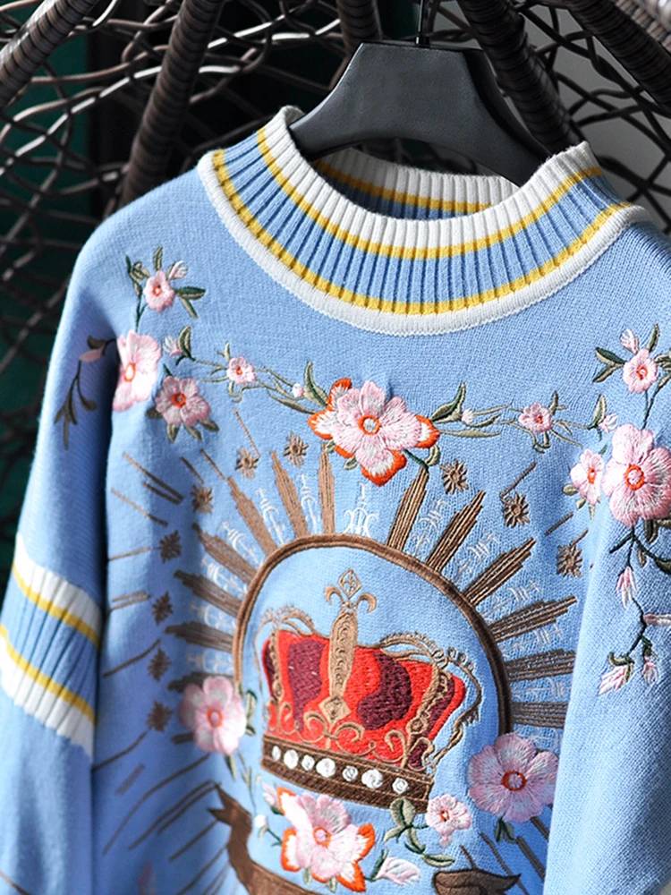 Runway Luxury Winter Knitting Pullovers Women\'s High Quality Floral Crown Embroidery Casual Loose Blue Sweater C-127