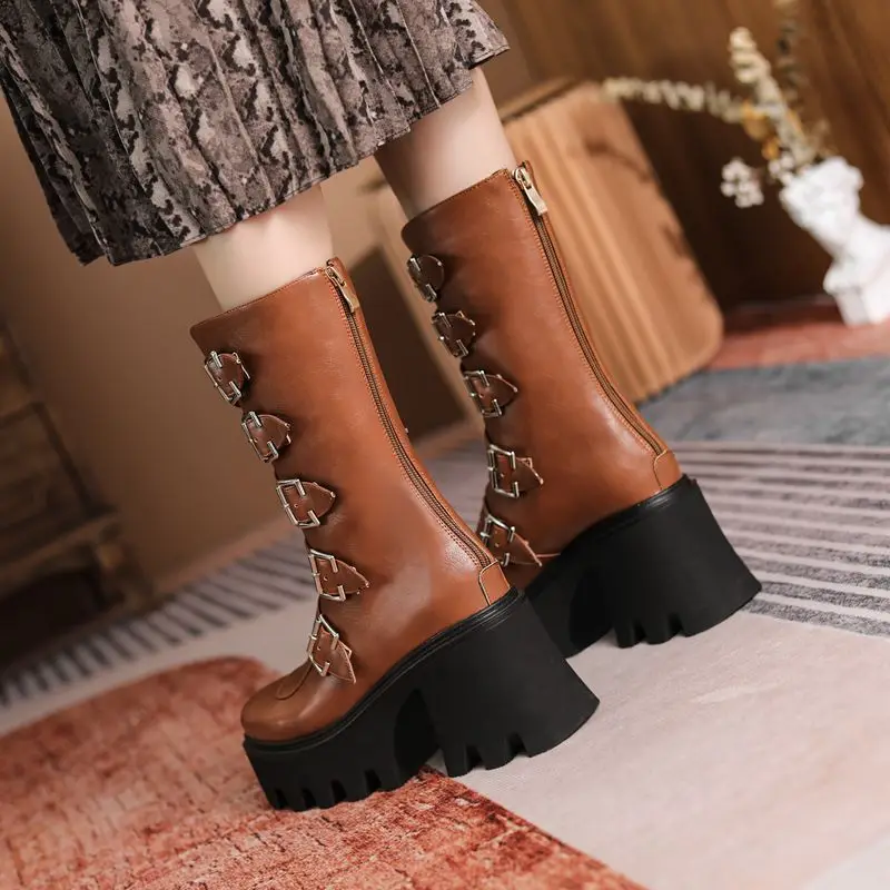 REAVE CAT Women Boots Toe Block Heels 9cm Platform 5cm Rivets Decor Size 43 44 Bota