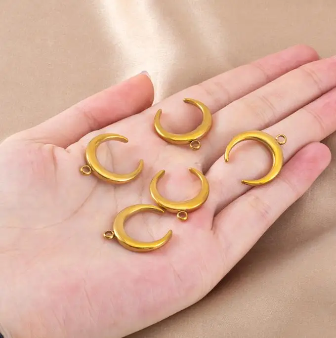 

5pcs Stainless Steel Stereoscopic Moon Necklace Pendant for DIY Bracelet Necklace Earrings Jewelry Making Accessories