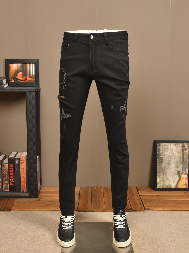 Light Luxury Black Ripped Jeans Men's Personalized Stretch Slim High-End Printed Patch Casual Skinny Tappered Pants