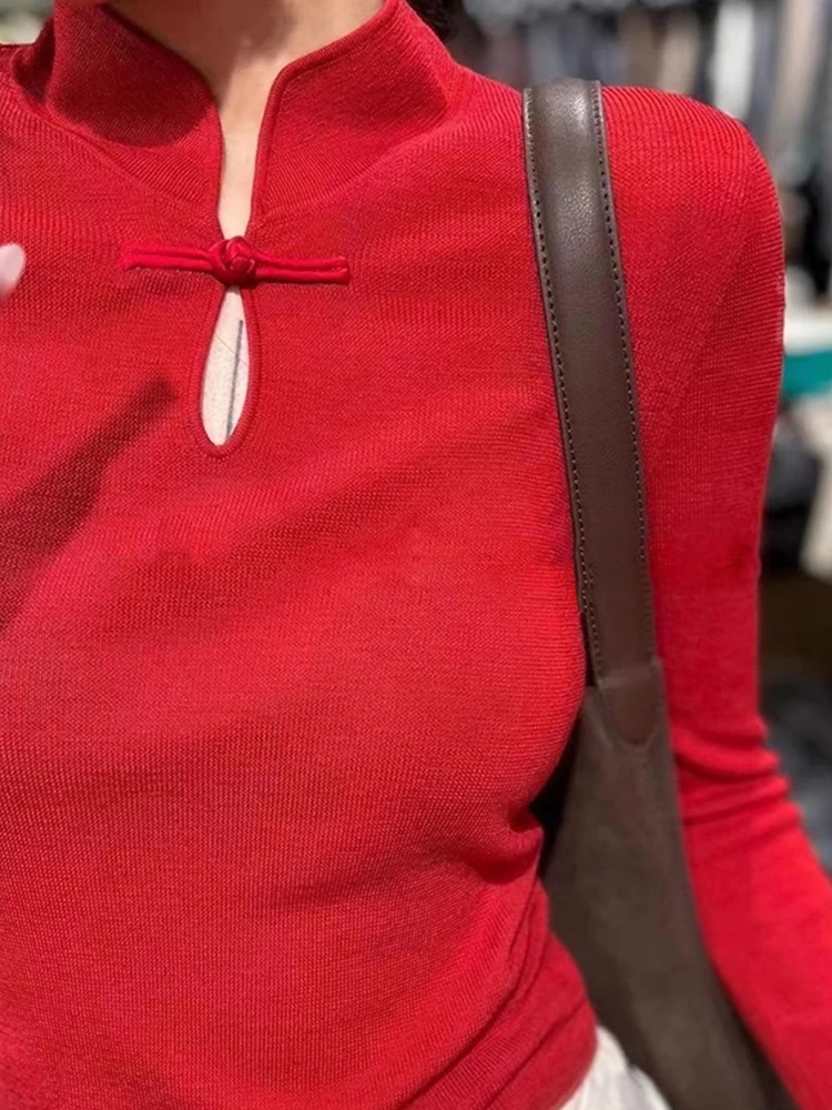 

Retro European Sle Knitted Sweater Women's Comfortable Hollow out Woolen irt Button Design Autumn Winter High End Faion...