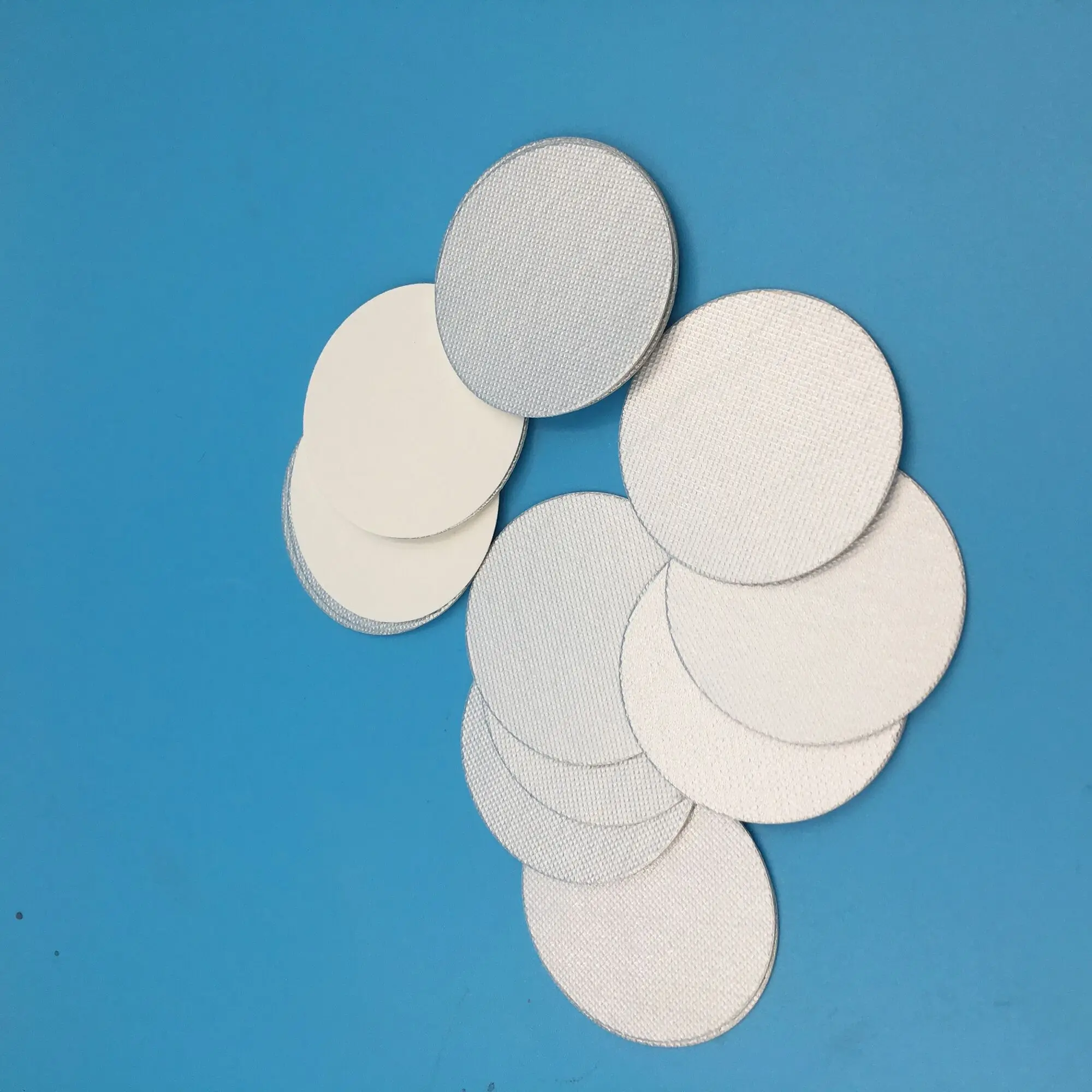 Sigillatura della bottiglia di vetro della bottiglia di plastica di induzione del calore della guarnizione di tenuta del foglio di alluminio da 1000 pezzi per evitare perdite