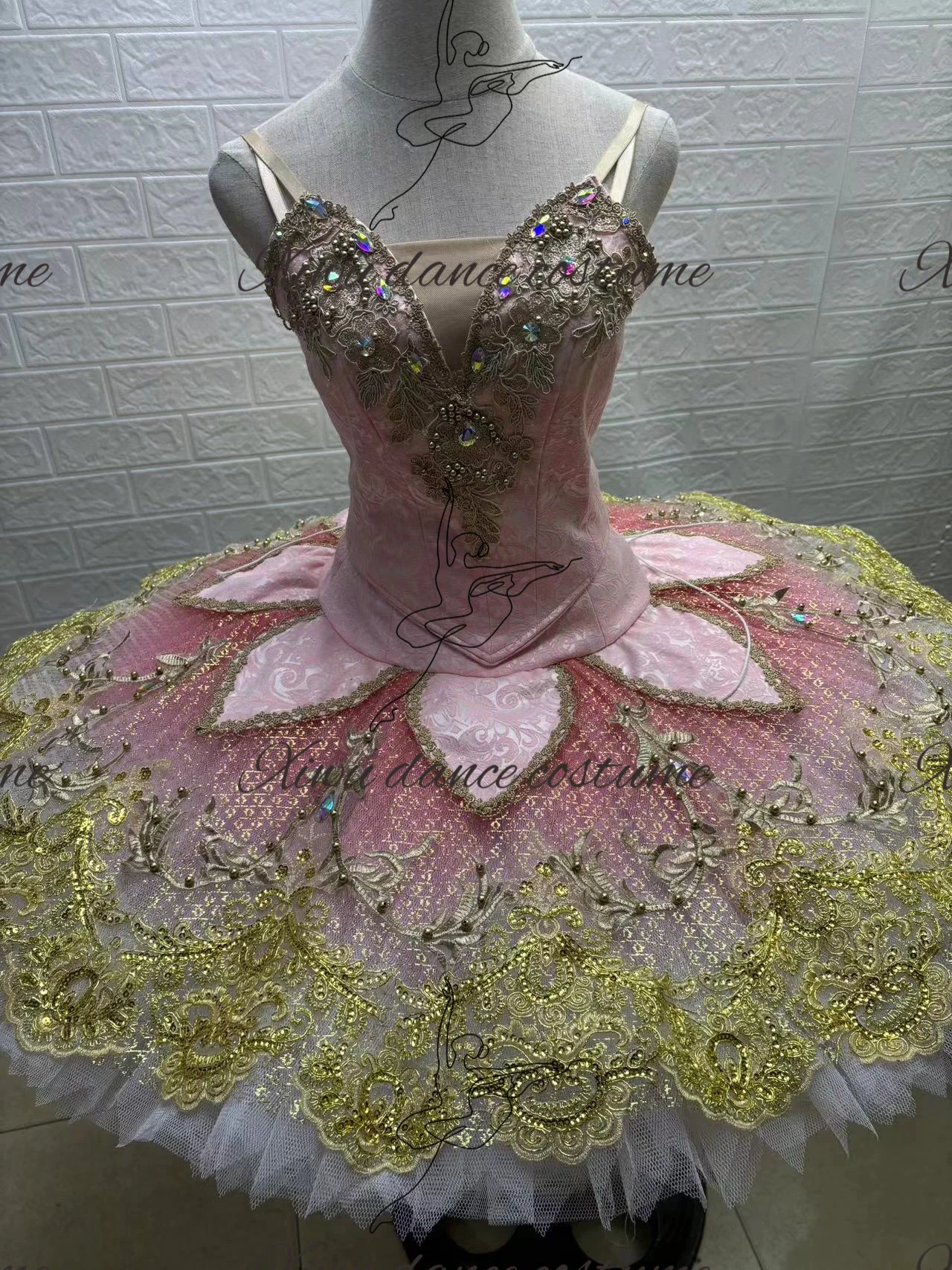 Profesjonalny, wysokiej jakości spektakl baletowy kostium baletowy wysokiej klasy sukienka baletowa konkursowych