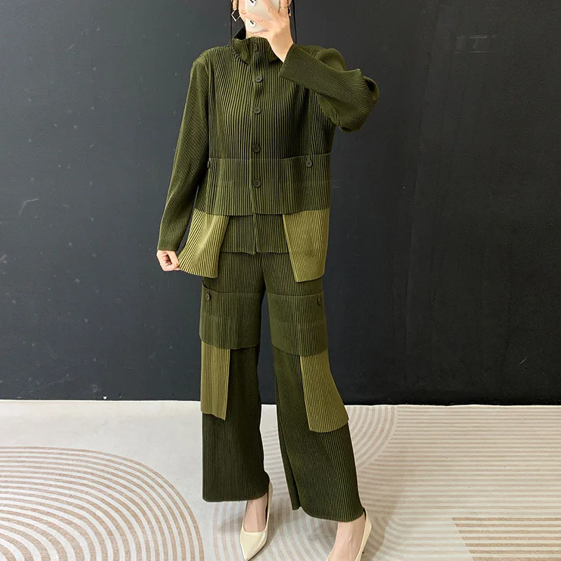 Niche Colour-Block Pleated Women 2-Piece Set Chic Thick Casual Loose Coat and High-Elasticity Straight Trousers 2026 Spring New