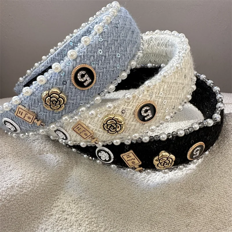 

Exquisite Crystal Ball Pearl Number 5 Letter Camellia Headband Women Hair Accessories France Pearl Beaded Hairhoops Headwears