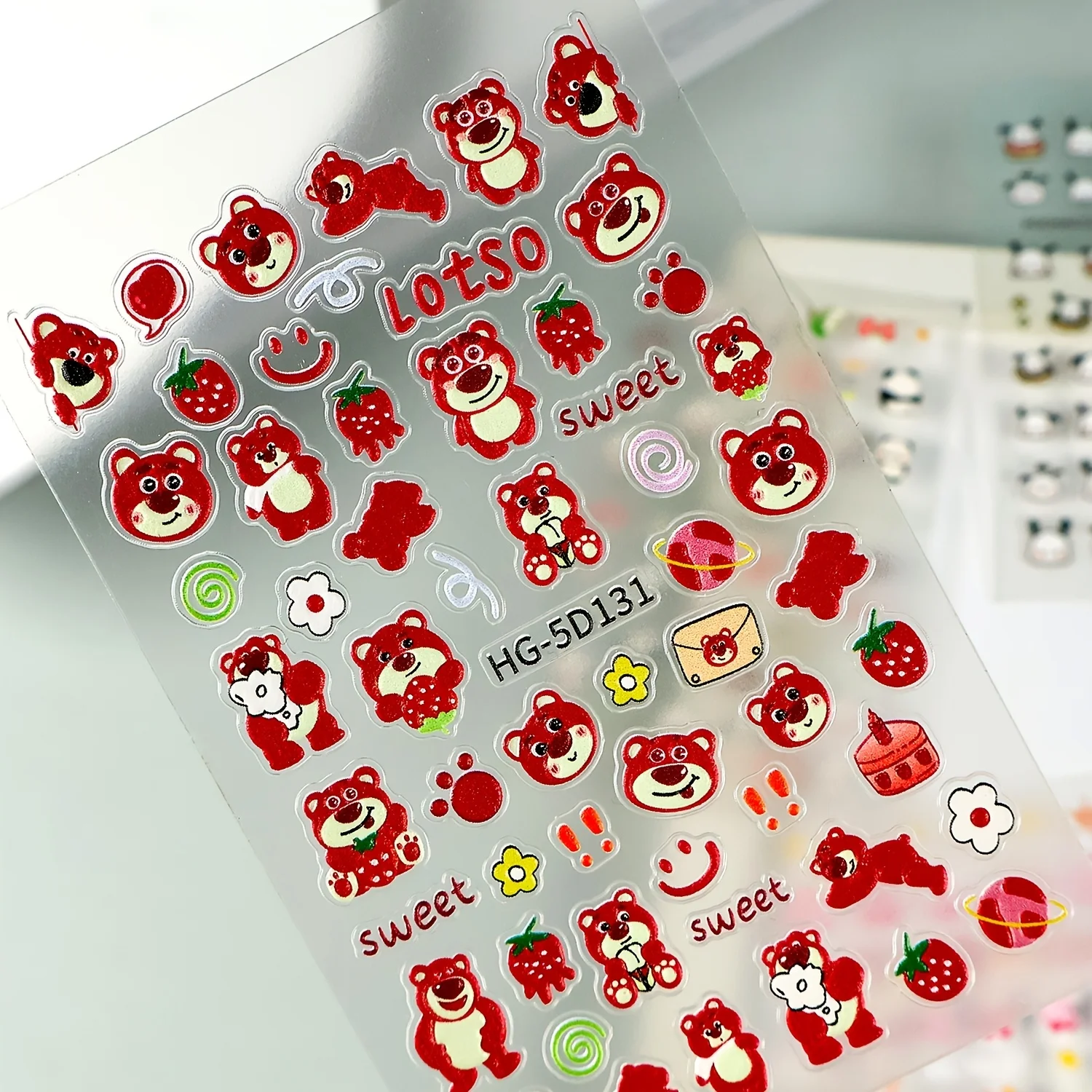 Nail Art Strawberry - DISNEY Winnie the Pooh ve Çilek