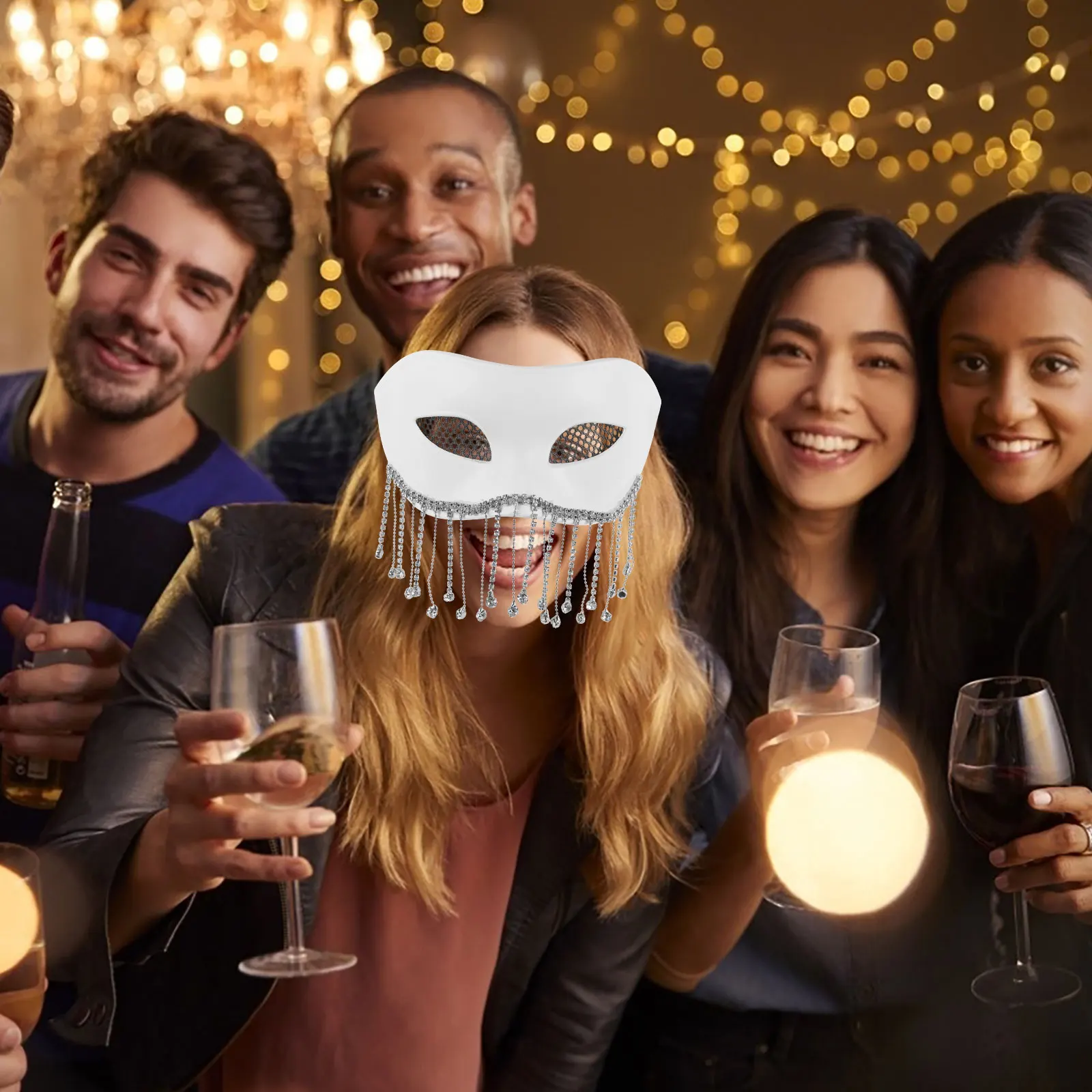 

Half-Face Masquerade Ball Mask Lace Eye Design Rhinestones Pendant Halloween Party Retro Costume Party Mask Venetian Masks