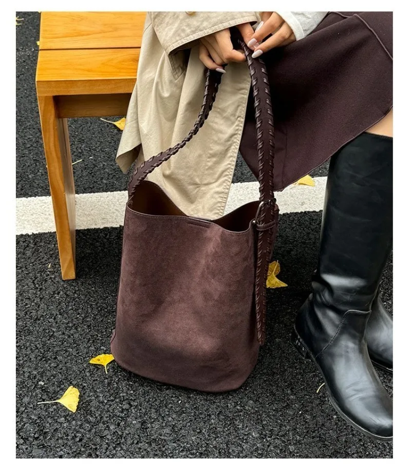 Mehrfarbige Wildleder-Schultertasche mit Verstellbarem Riemen, Lässiger Stil für Tägliches Einkaufen, Verabredungen, Pendeln und Kurzreisen – Detail 7