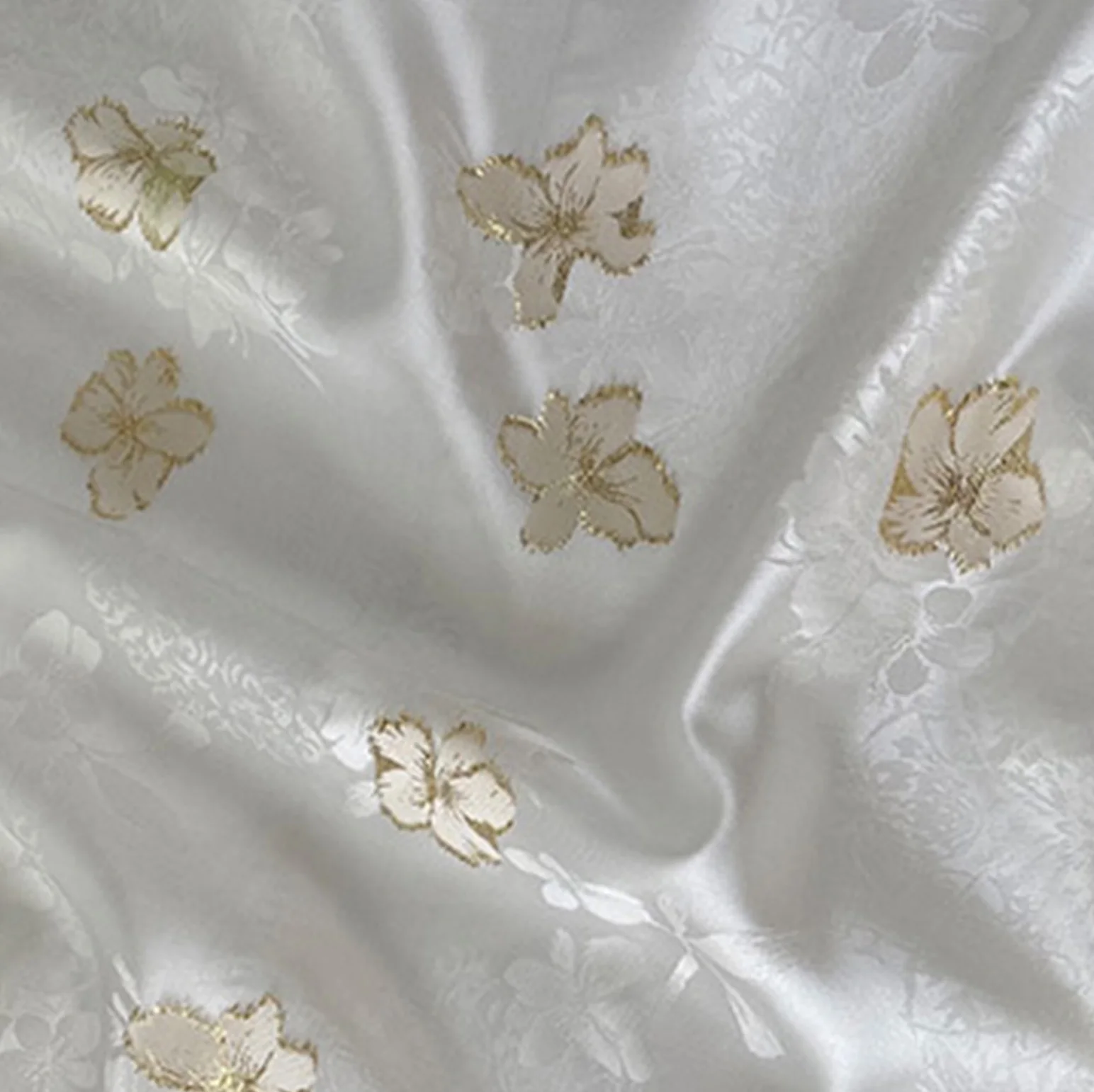 

Шелковый тканый золотой жаккардовый китайский стиль с вырезом в виде цветка Ципао, новый костюм в китайском стиле, ткань для платья ханьфу, ткань для одежды