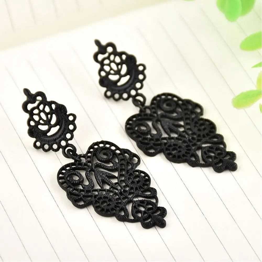 

Pierced Women Long Fashion Black Boho Dangle Earrings Earrings Leaves Alloy