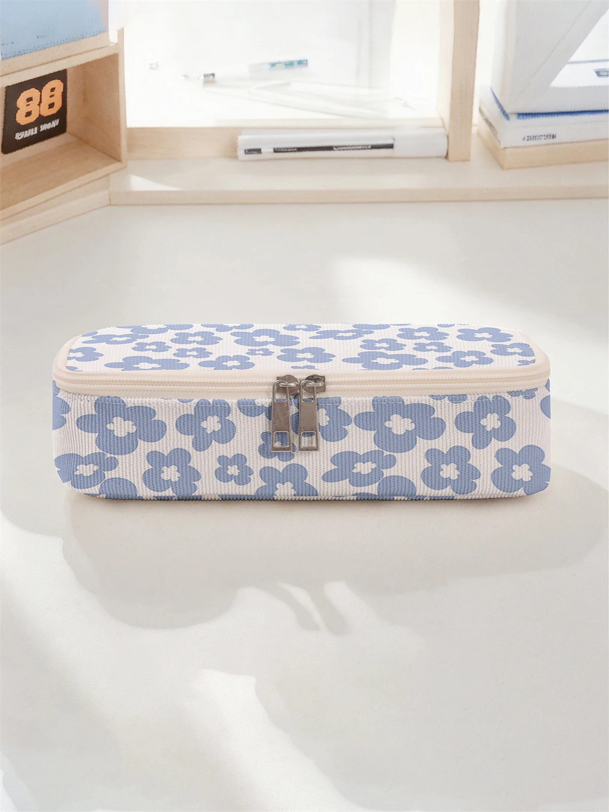 

Flower pattern printed large capacity pencil case, durable multifunctional storage bag, portable zipper storage box