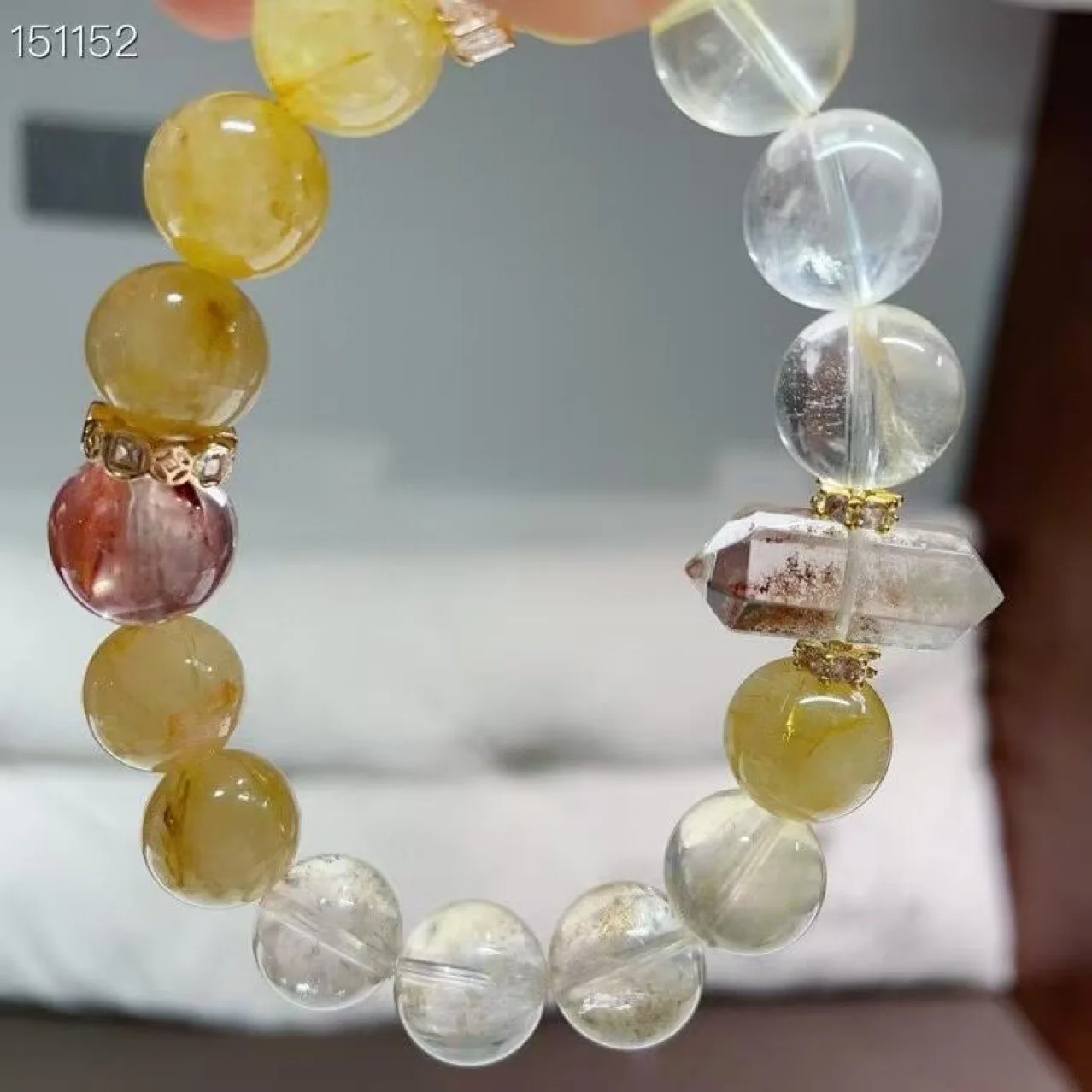 

Natural Blond Crystal, Glue Flower, Agate Duobao Crystal Bracelet, Women's Light Luxury Fashion Original Bracelet