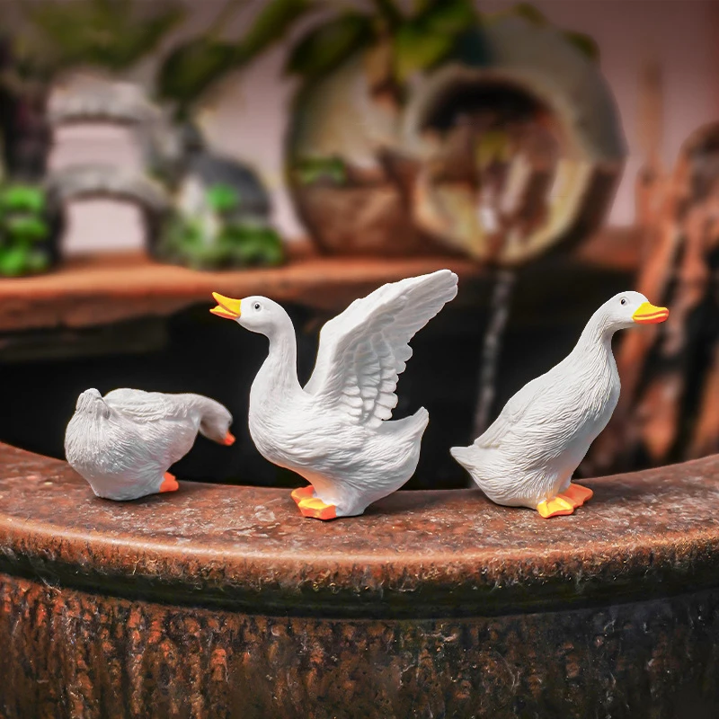 Cartoon Cute Duck Resin Ornament Funny Home Patio Pool Outdoor Garden Creative Animal Desktop Decorations Holiday Birthday Gift