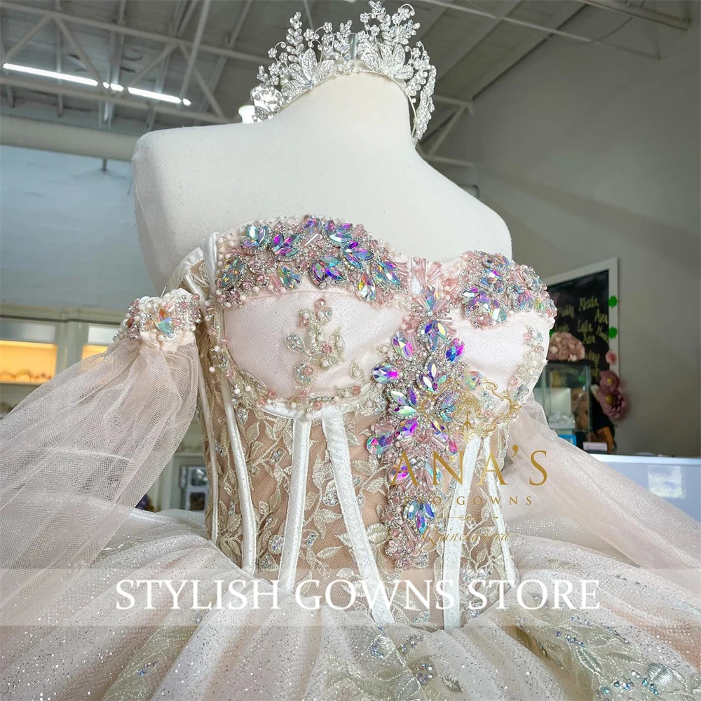 Charming Off The Shoulder Ball Gown Quinceanera Dress For Girls Beaded Crystal Appliques Birthday Party Gowns Customized