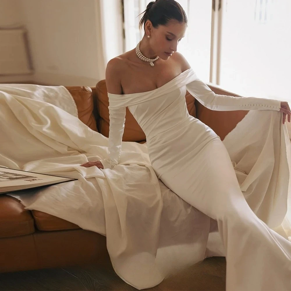 Off Shoulder Long Sleeve Satin Mermaid Wedding Dress Ruched Fitted Bridal Gown With Sweep Train Elegant Vestido De Novia