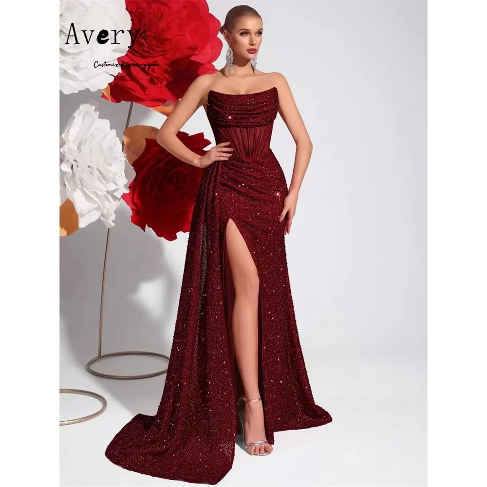 

Элегантное вечернее платье Avery 2026: Коктейльное платье с боковыми разрезами и шлейфом, красное, блестящее, роскошное, длинное, для выпускного вечера и вечеринок