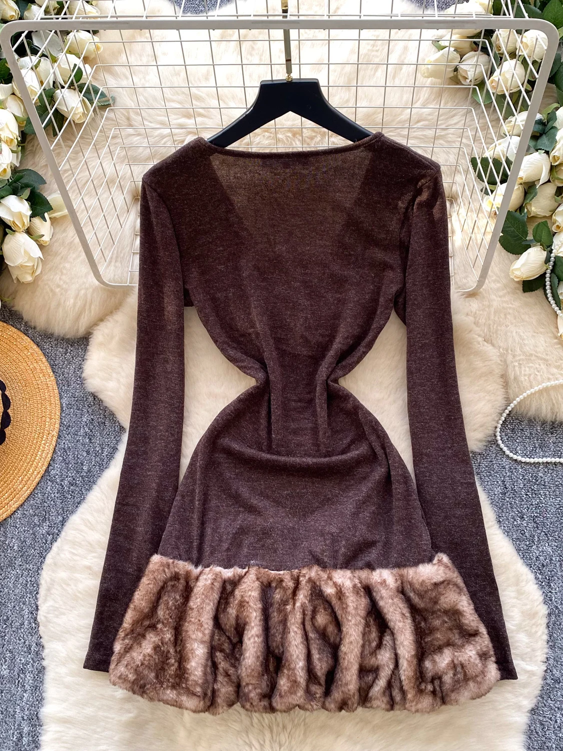 Vestido Retro de Manga Longa com Decote em V e Design de Corte em Camadas para Mulheres, Saia Curta em A com Cintura Alta par...