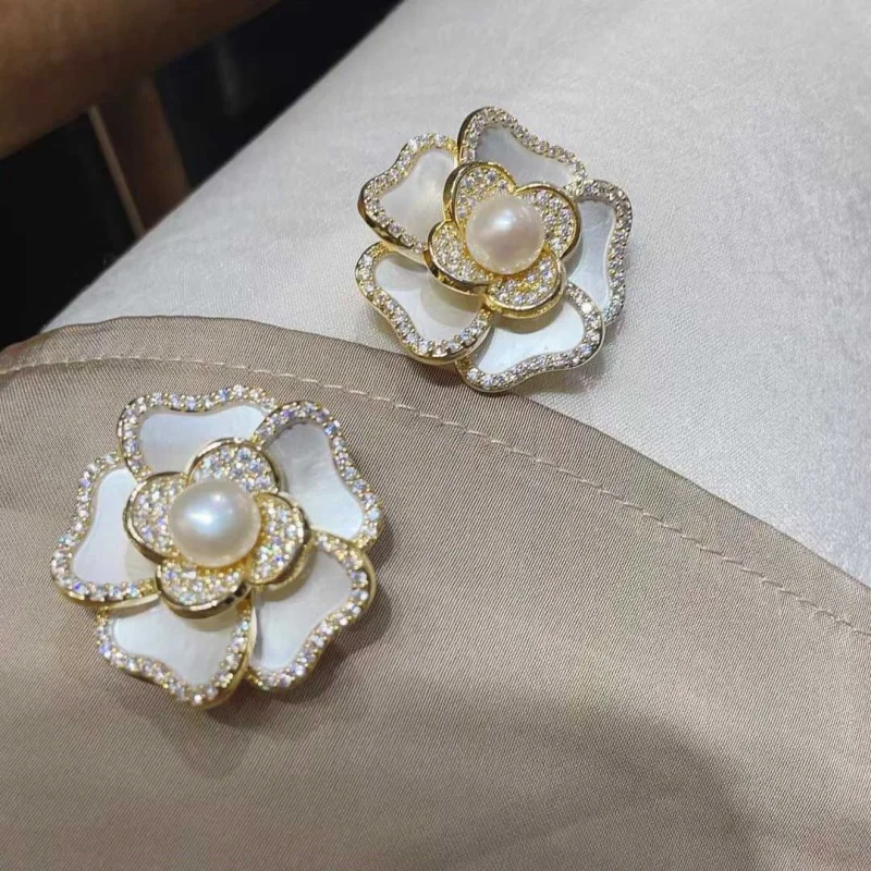 SGARIT Fancy Lapel Pin for Women Natural Freshwater Pearl Zircon Brooches Elegant Jewelry Accessories Gift