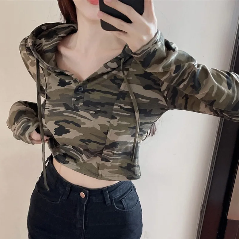 Hooded Women\'s Fashion Short Camo Long Sleeve T-shirt Spring and Autumn Slim Fit Spicy Girl Underlay Top