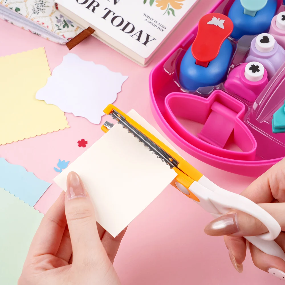 8Pcs Paper Craft Punch Decorative Edge Scissors Set Portable Carrying Case Creative Shape Punches for Diy Journaling Decor