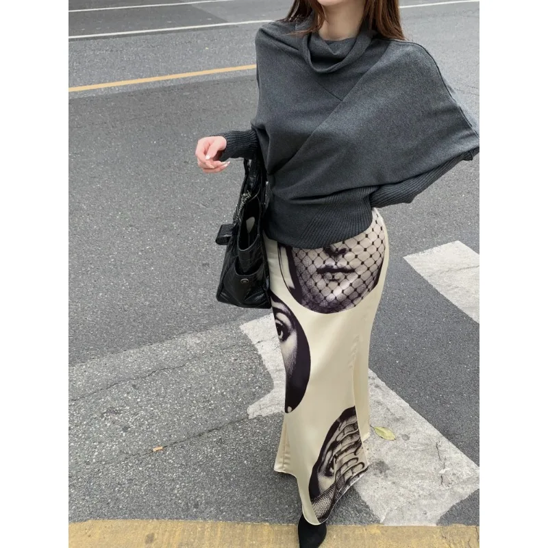 2024 Winter New Streetwear Loose Casual Gray Bat Sleeve Sweater Women + Character Printed Sexy Mid-length Skirt Two-piece Suit